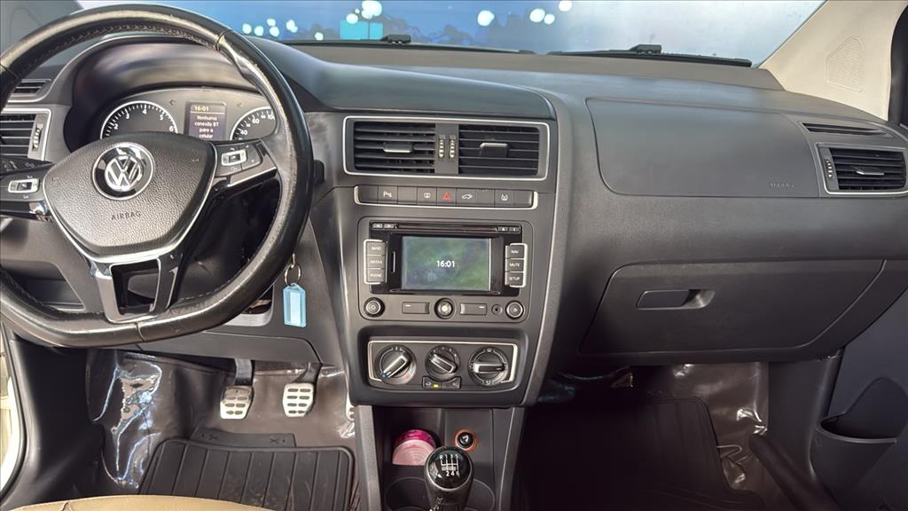 CROSSFOX 1.6 MI FLEX 8V 4P MANUAL9