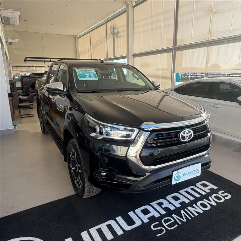 HILUX 2.8 D-4D TURBO DIESEL CD SRX 4X4 AUTOMÁTICO1