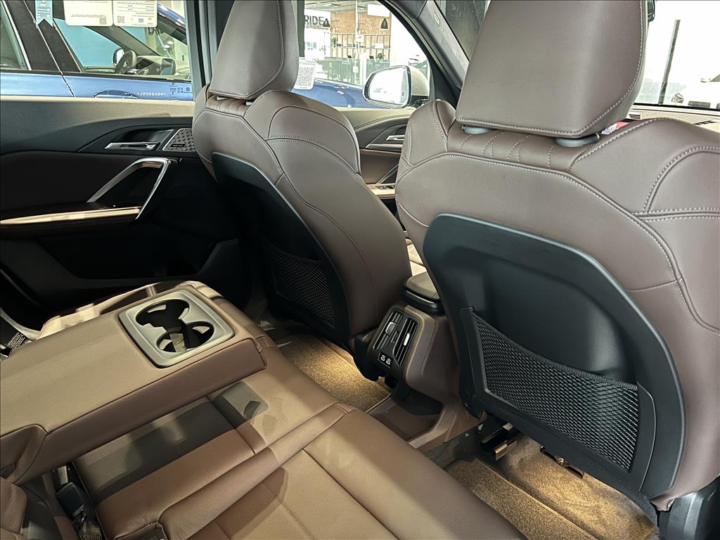 iX1 ELÉTRICO XDRIVE30 M SPORT14