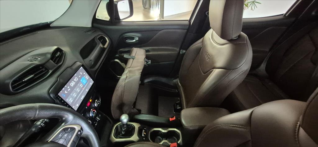 RENEGADE 1.8 16V FLEX SPORT 4P MANUAL14