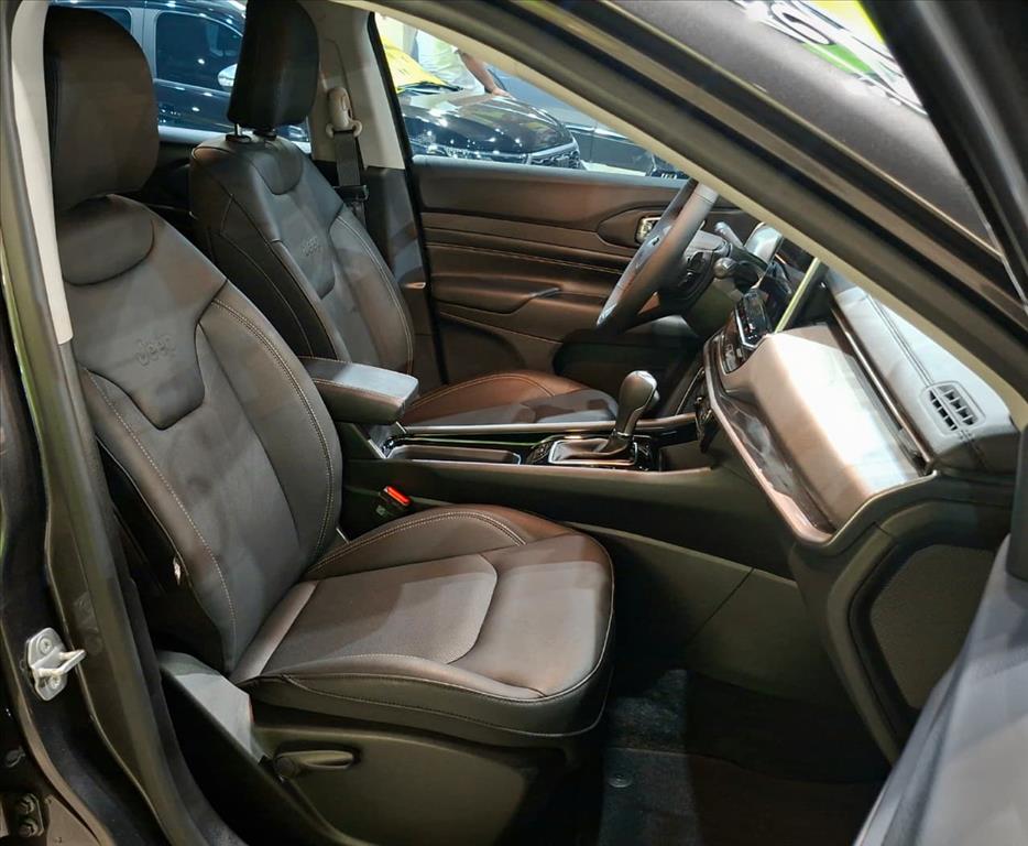 COMPASS 1.3 T270 TURBO FLEX LONGITUDE AT610