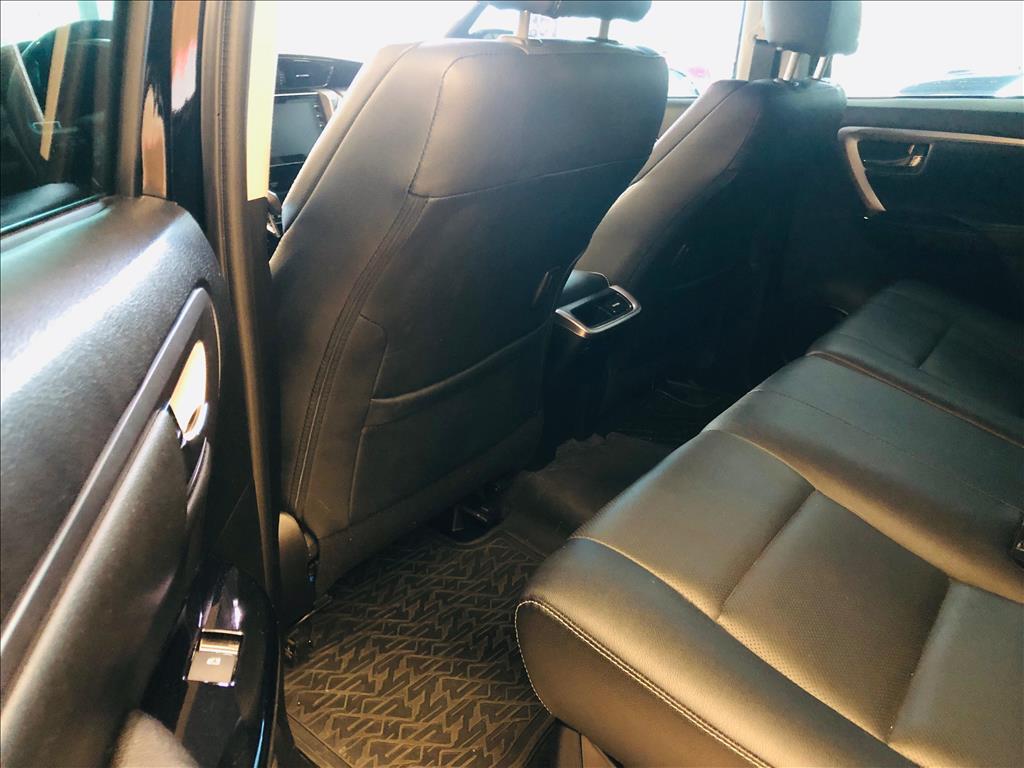 HILUX SW4 2.8 D-4D TURBO DIESEL SRX 4X4 AUTOMÁTICO9