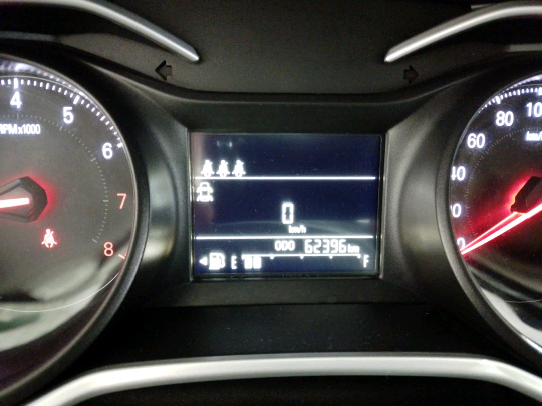 GM - Chevrolet-ONIX PLUS-1.0 FLEX LT MANUAL