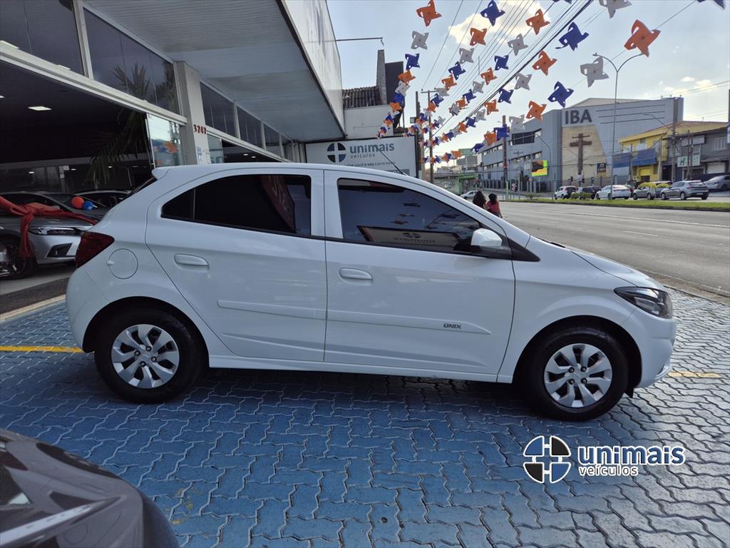 CHEVROLET ONIX 1.0 MPFI LT 8V FLEX 4P MANUAL — foto 11