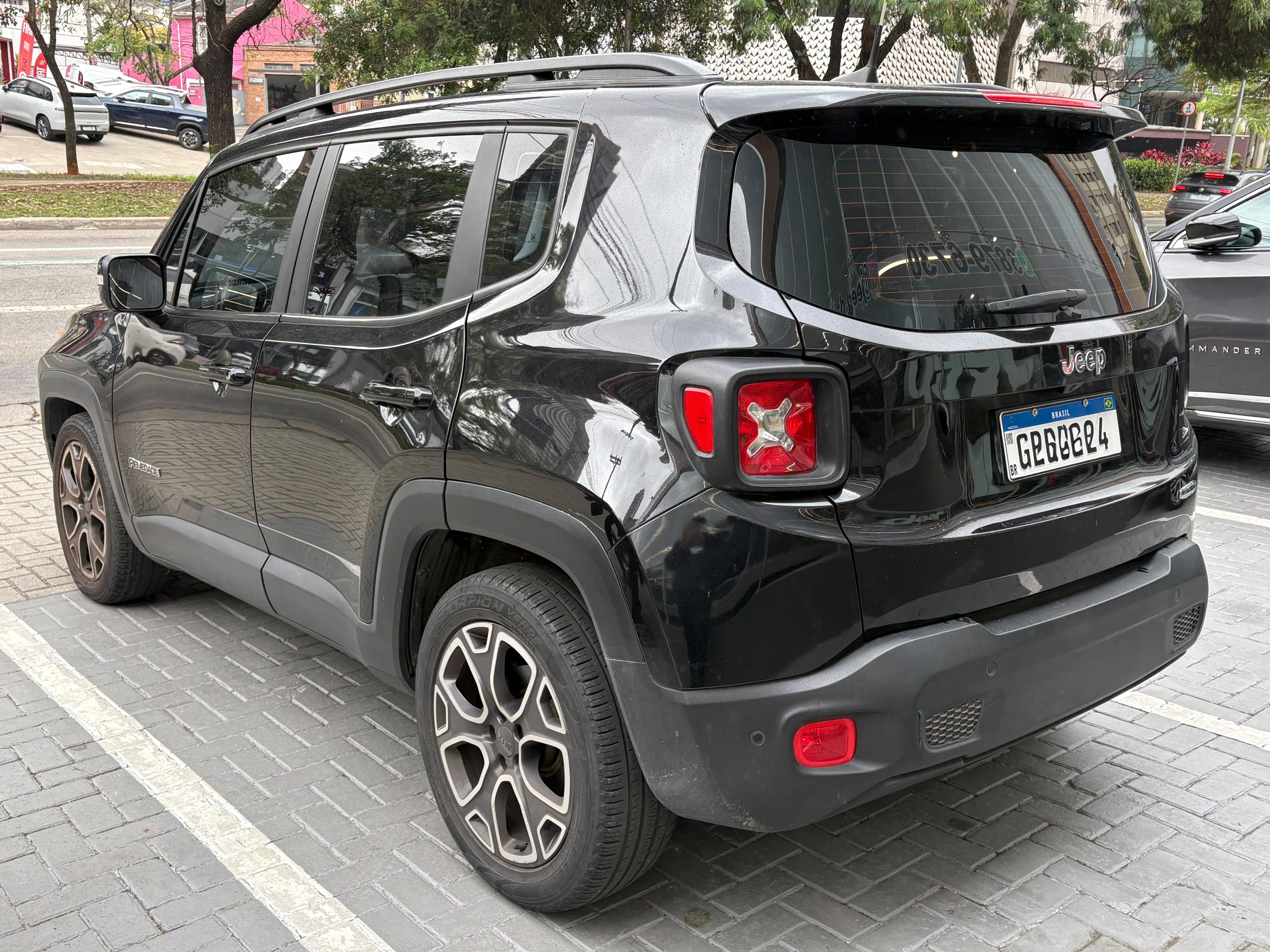 RENEGADE 1.8 16V FLEX LONGITUDE 4P AUTOMÁTICO20
