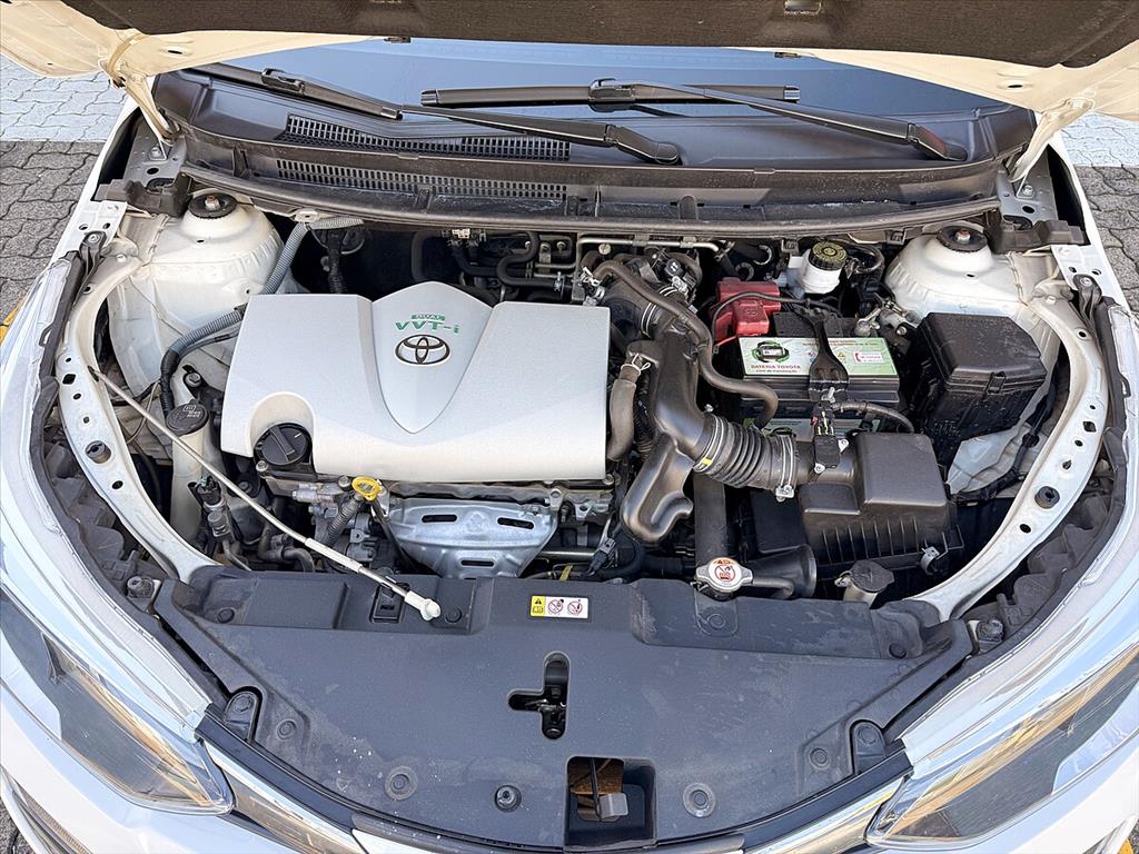 Toyota Yaris - 1.5 16V FLEX SEDAN XLS MULTIDRIVE