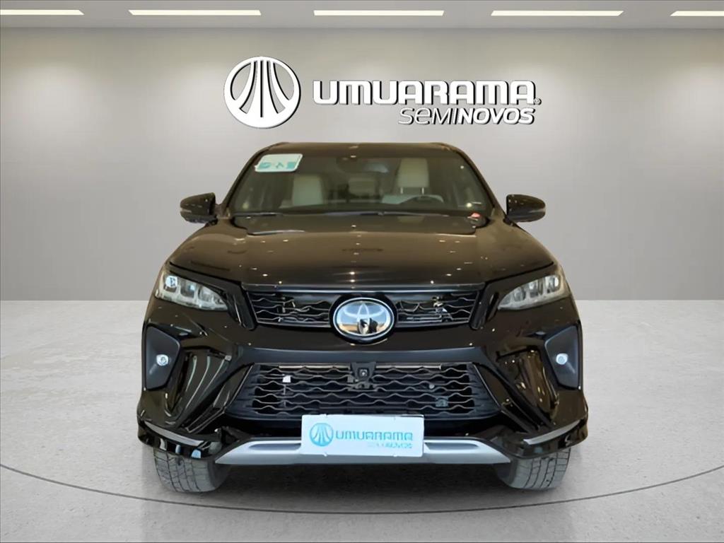 HILUX SW4 2.8 D-4D TURBO DIESEL DIAMOND 7L 4X4 AUTOMÁTICO1