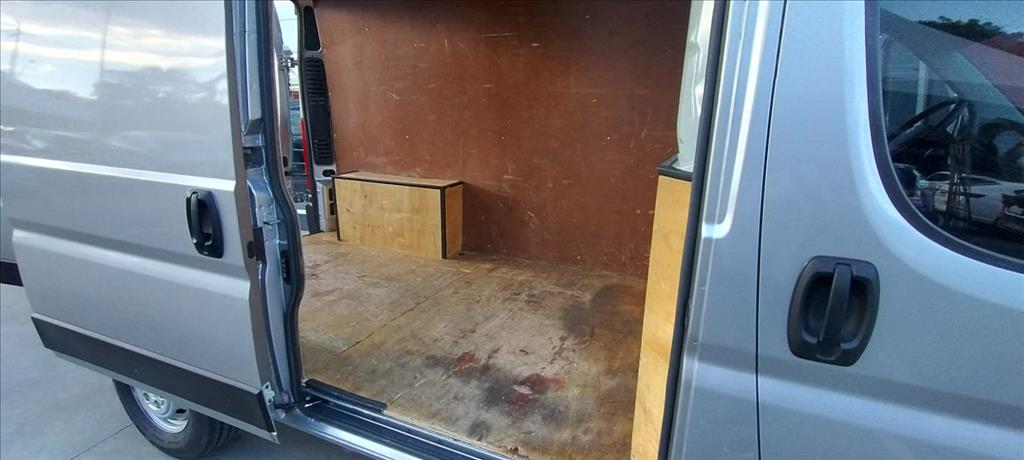 JUMPER 2.2 BLUEHDI DIESEL L2H2 CARGO MANUAL13