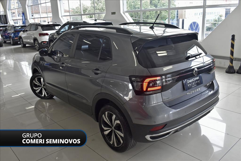 2023 VOLKSWAGEN T-CROSS 1.0 200 TSI TOTAL FLEX COMFORTLINE AUTOMÁTICO