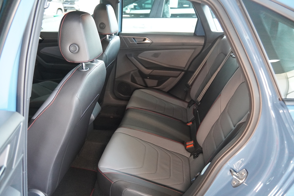 JETTA 2.0 350 TSI GASOLINA GLI DSG10