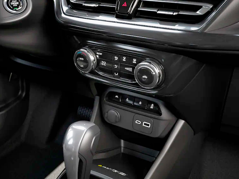 SPIN 1.8 LTZ 7L 8V FLEX 4P AUTOMÁTICO7