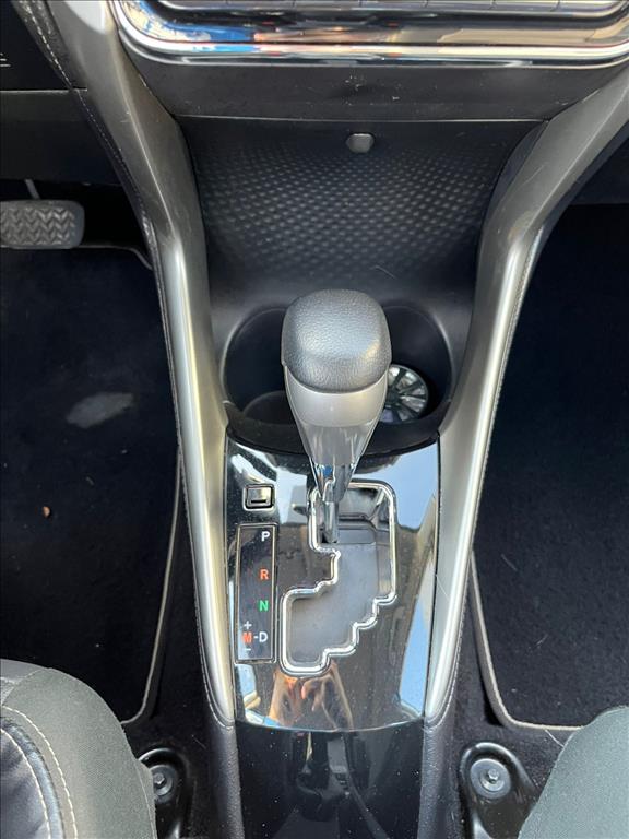 YARIS 1.5 16V FLEX SEDAN XLS MULTIDRIVE6