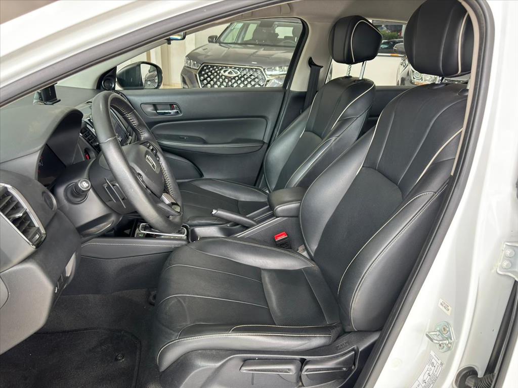 Honda-CITY-1.5 i-VTEC FLEX HATCH TOURING CVT