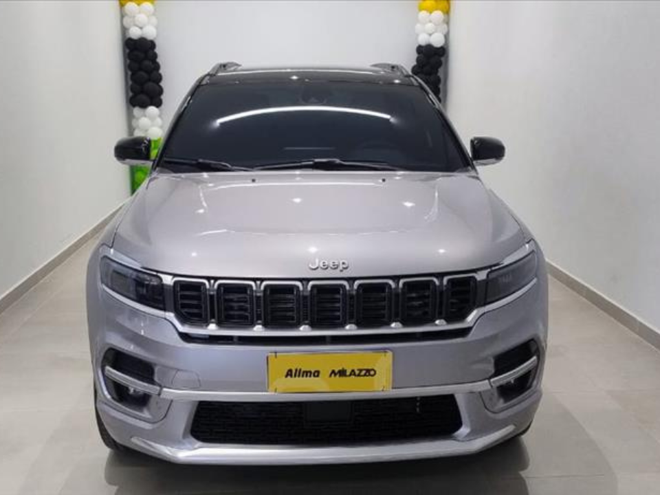 COMMANDER 1.3 T270 TURBO FLEX OVERLAND AT61