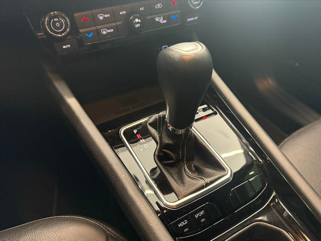 COMPASS 1.3 T270 TURBO FLEX LONGITUDE AT6 COMPASS 1.3 T270 TURBO FLEX LONGITUDE AT6