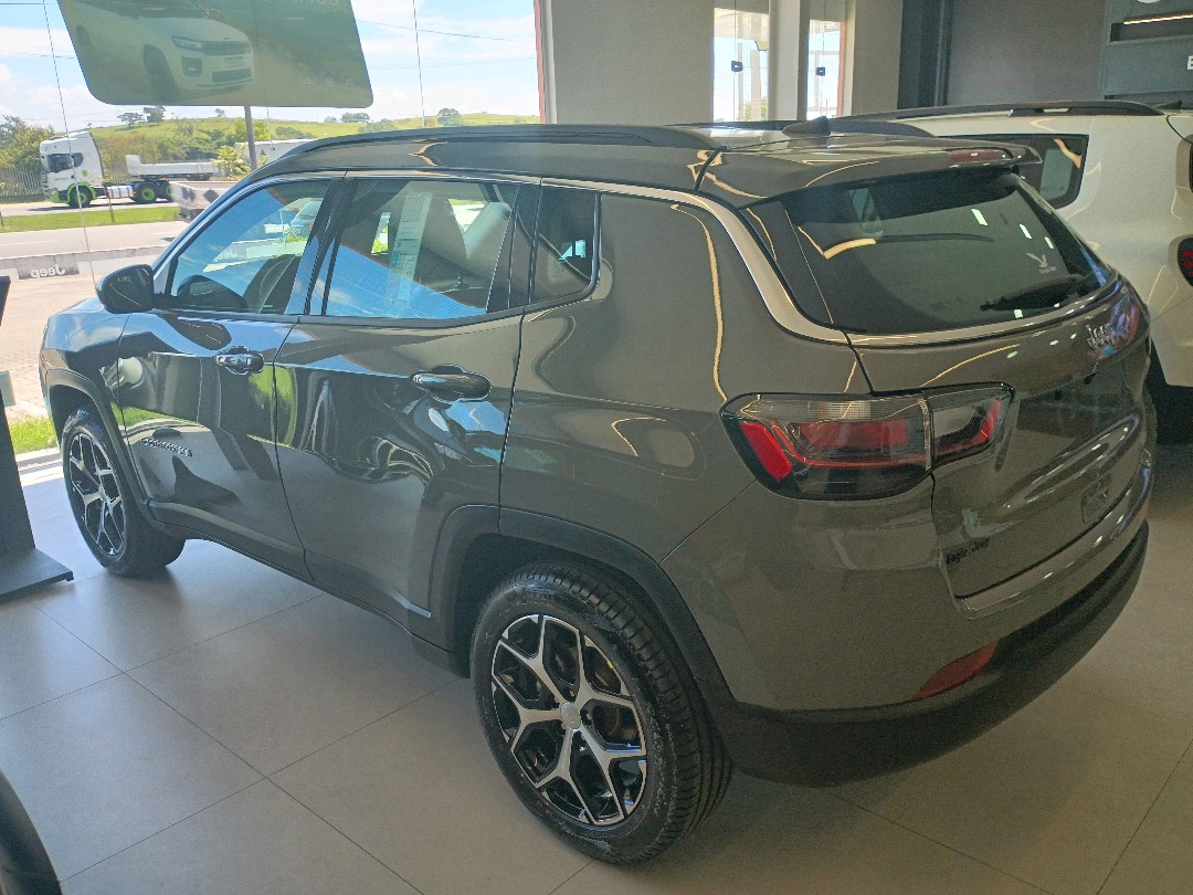 COMPASS 1.3 T270 TURBO FLEX LONGITUDE AT62