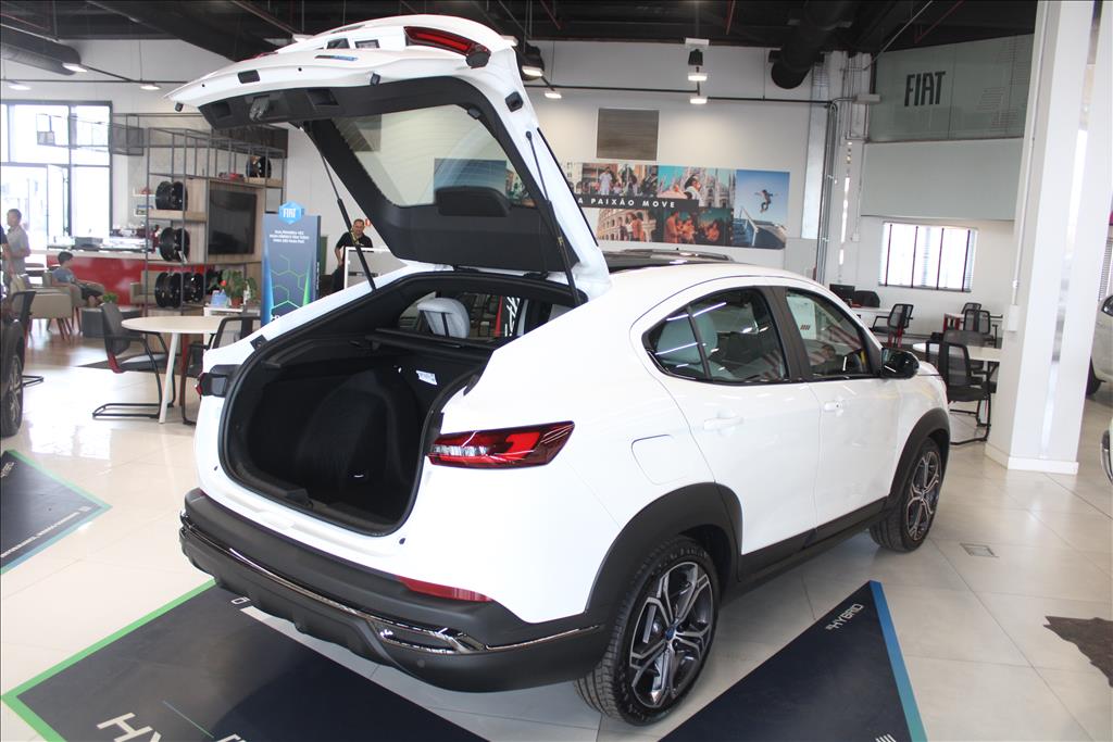 FASTBACK 1.0 TURBO 200 HYBRID IMPETUS CVT5