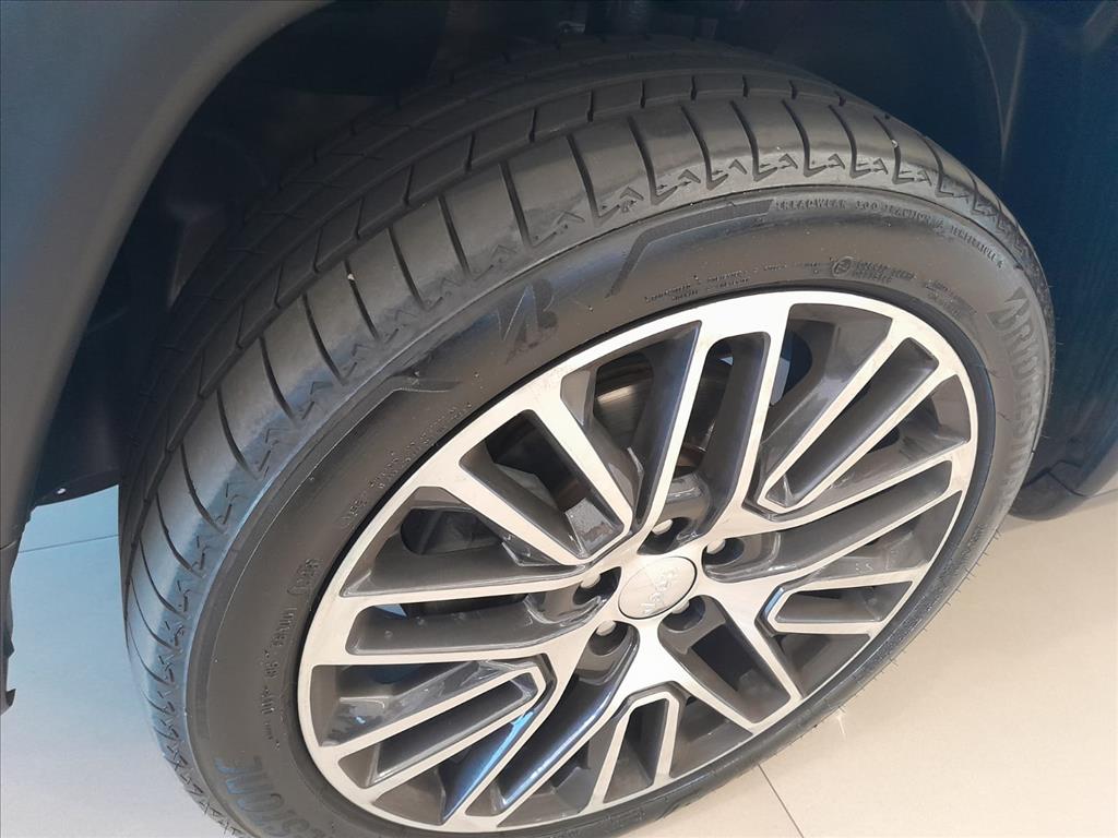 COMPASS 1.3 T270 TURBO FLEX LIMITED AT6 COMPASS 1.3 T270 TURBO FLEX LIMITED AT6