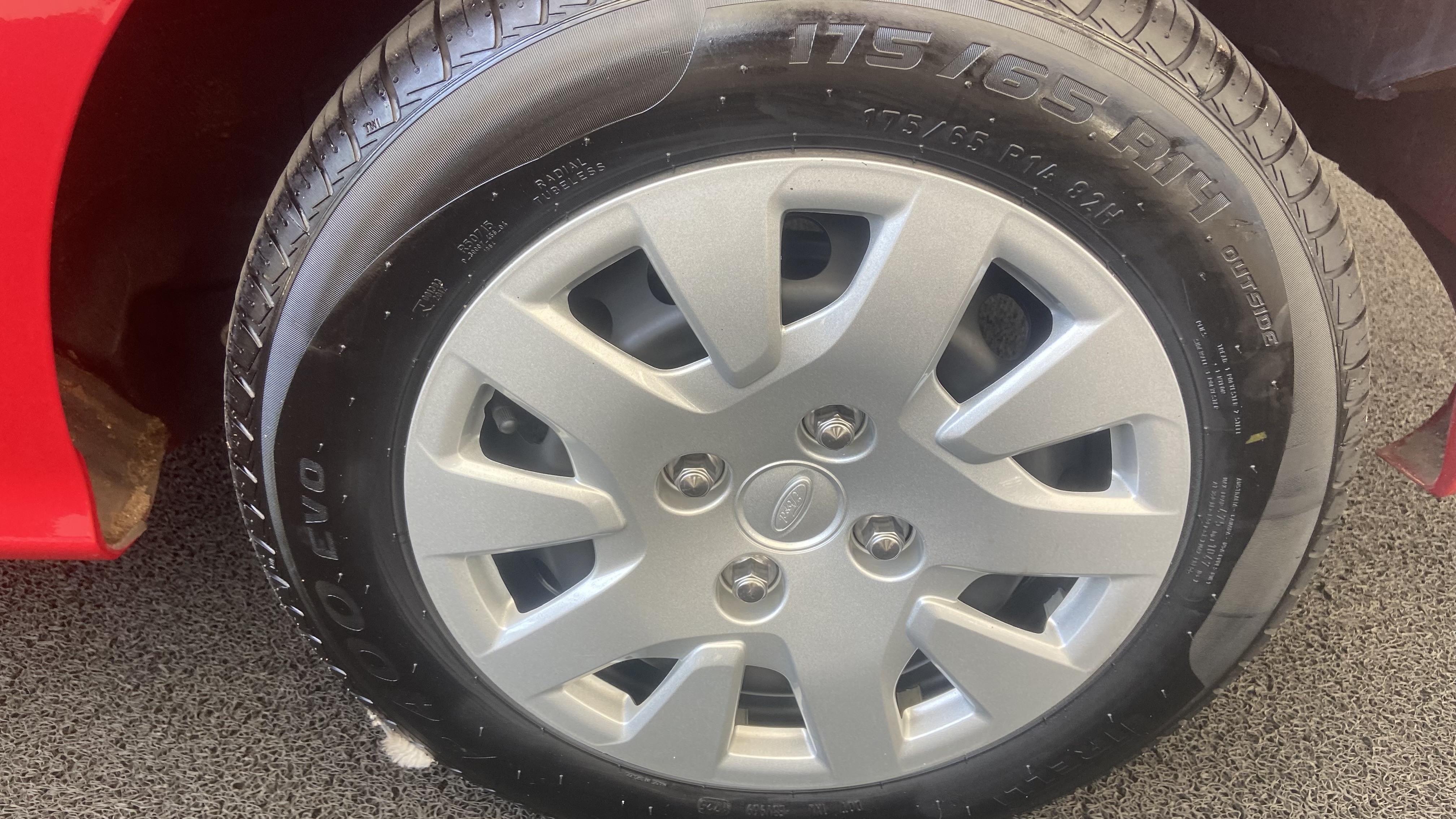Ford-KA-1.0 TI-VCT FLEX SE PLUS MANUAL