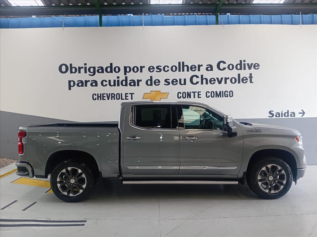 SILVERADO 5.3 V8 GASOLINA 1500 HIGH COUNTRY 4X4 AUTOMÁTICO