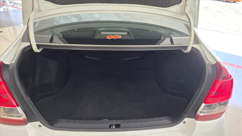ETIOS 1.5 X PLUS SEDAN 16V FLEX 4P AUTOMÁTICO8