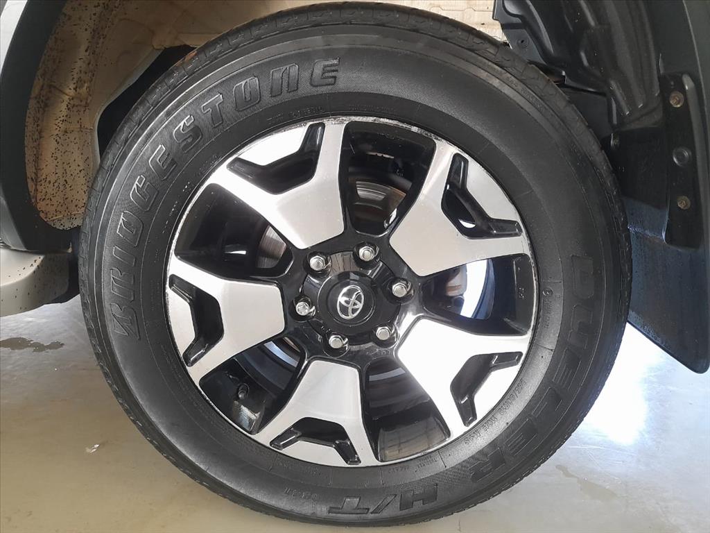 HILUX SW4 2.8 SRX DIAMOND 4X4 7 LUGARES 16V TURBO INTERCOOLER DIESEL 4P AUTOMÁTICO13