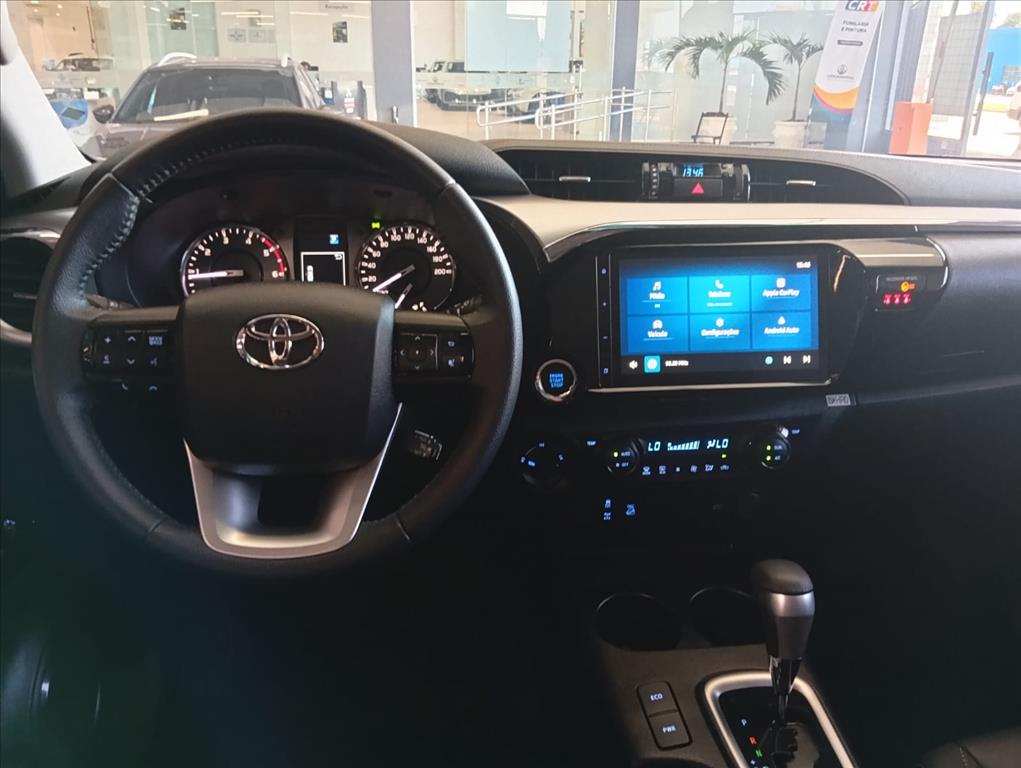 HILUX 2.8 D-4D TURBO DIESEL CD SRV 4X4 AUTOMÁTICO6