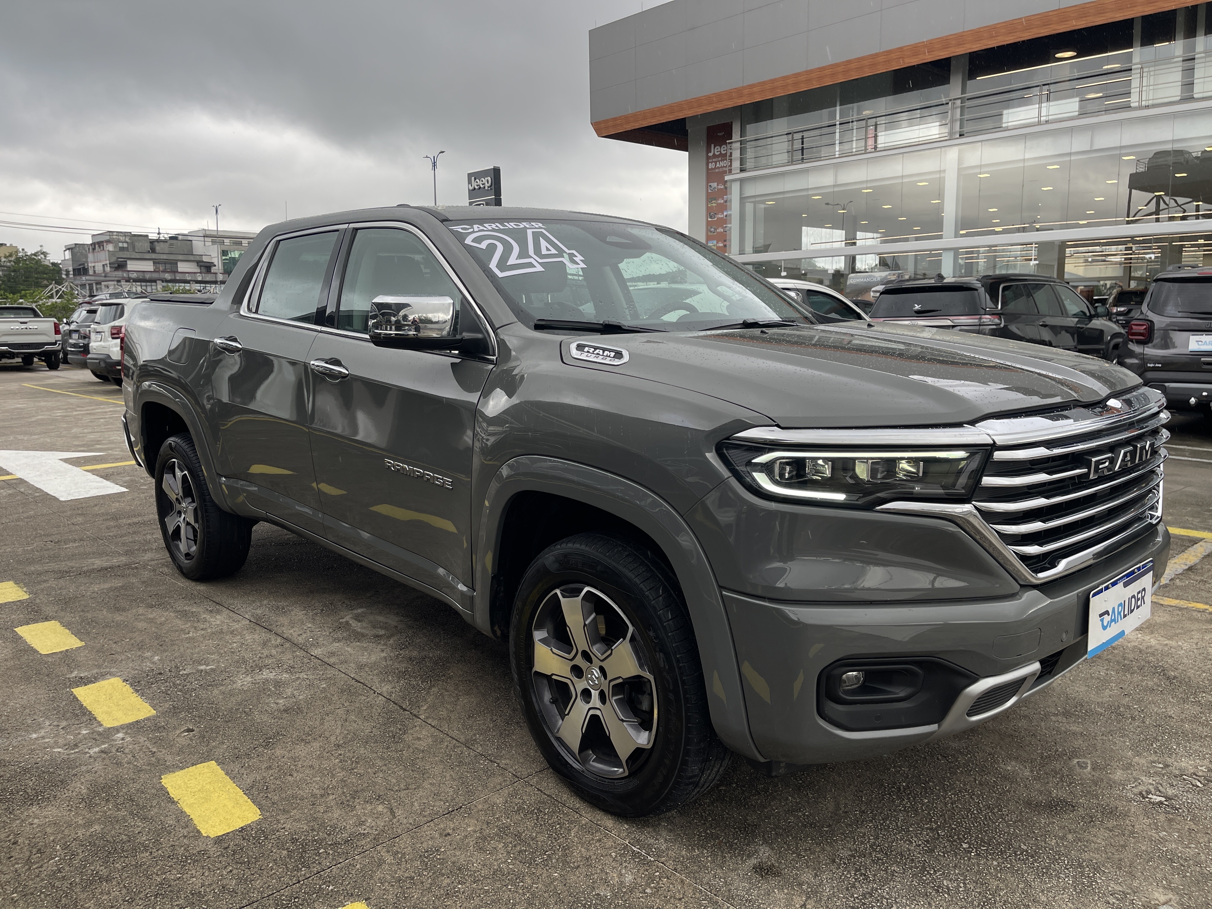 RAMPAGE 2.0 TURBO DIESEL LARAMIE 4X4 AUTOMÁTICO2