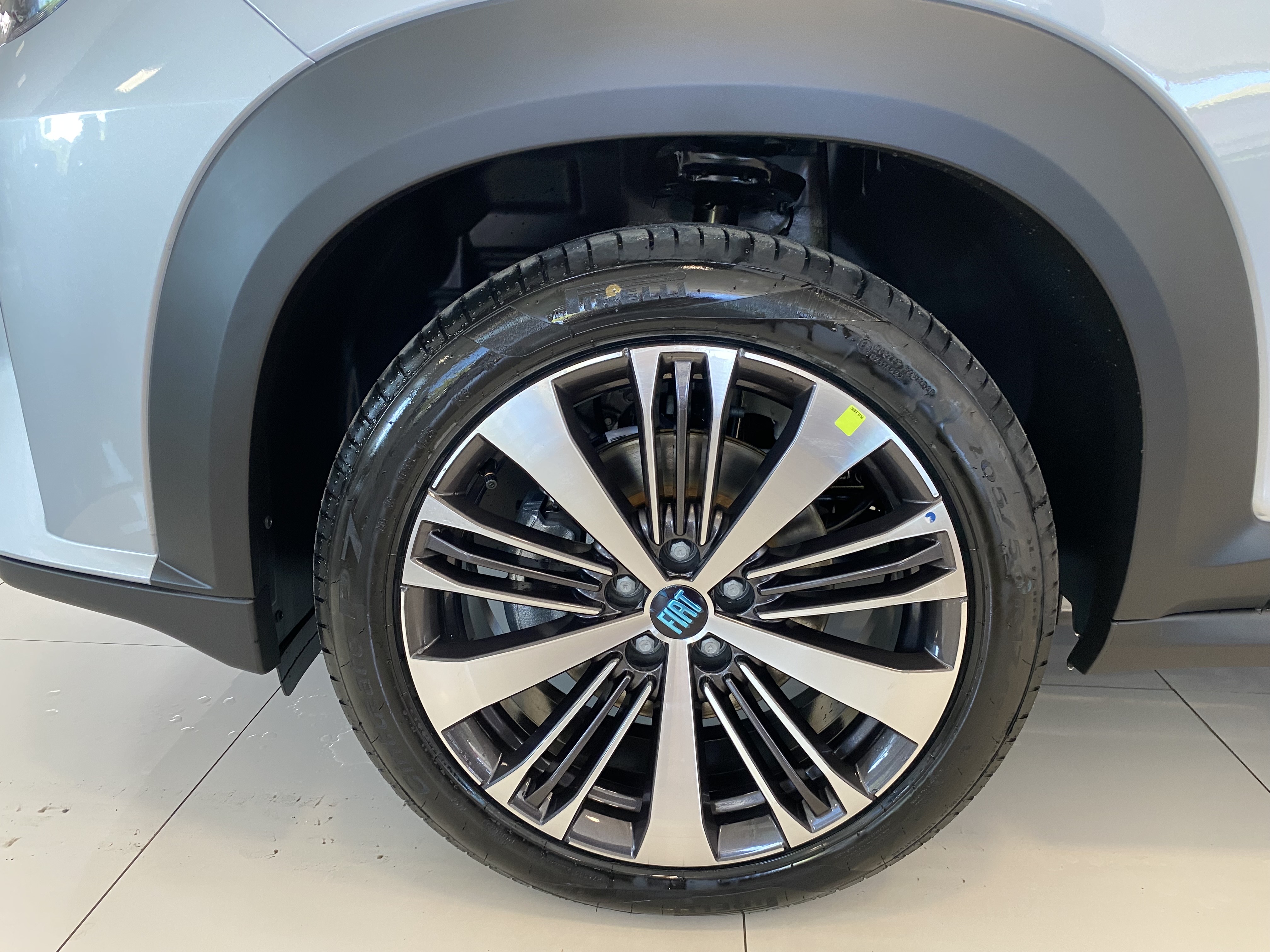 FASTBACK 1.0 TURBO 200 FLEX CVT7