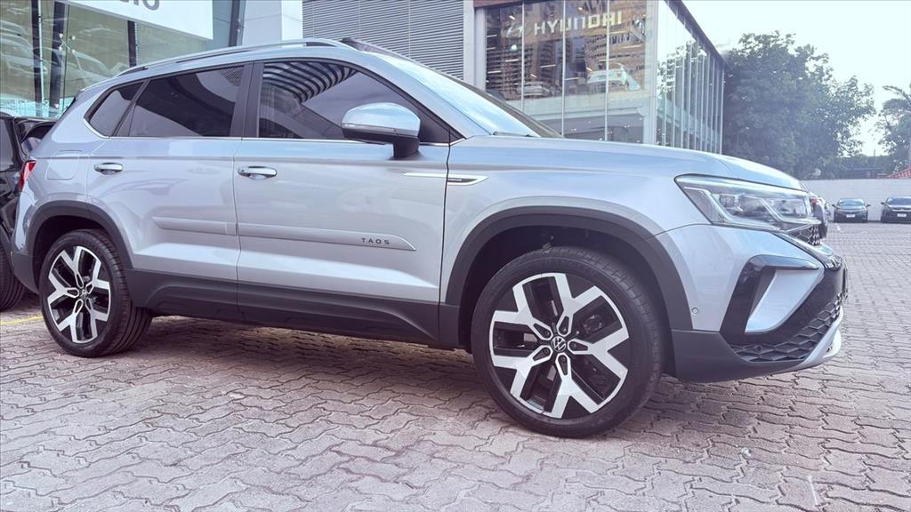 TAOS 1.4 250 TSI TOTAL FLEX HIGHLINE AUTOMÁTICO5