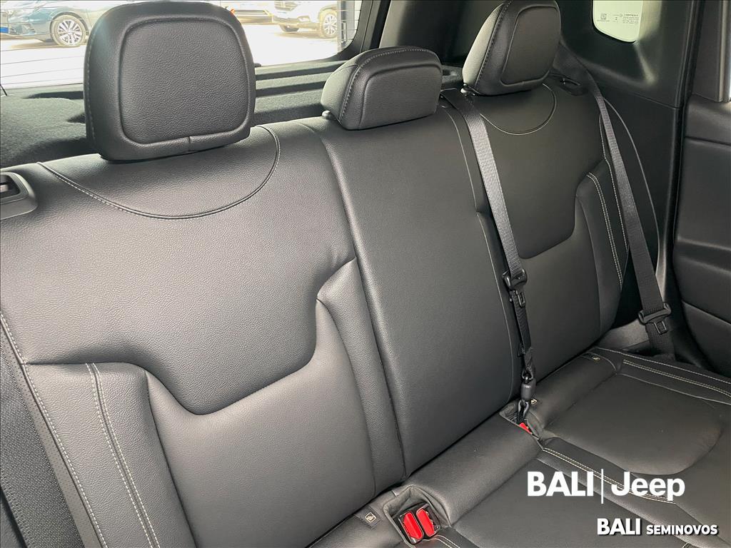 RENEGADE 1.3 T270 TURBO FLEX SAHARA AT618