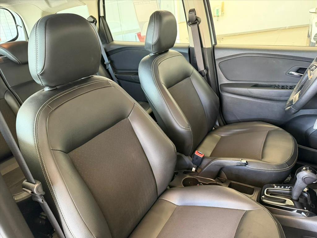 SPIN 1.8 LTZ 8V FLEX 4P AUTOMÁTICO9