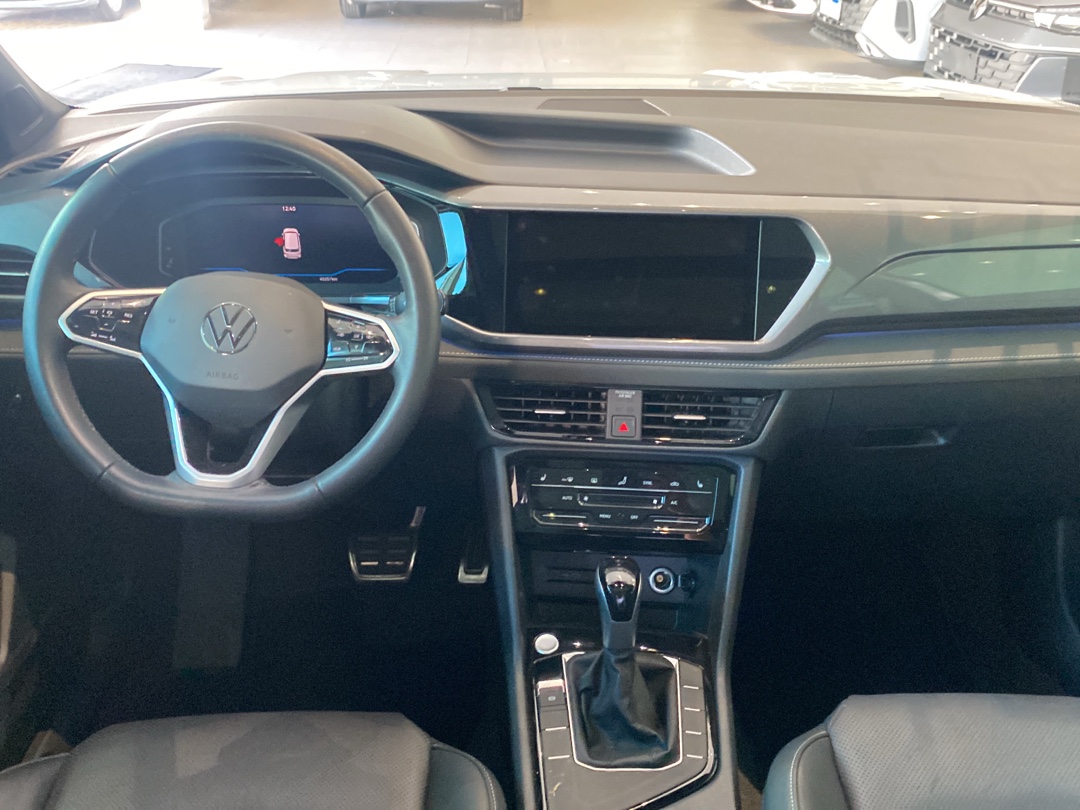 TAOS 1.4 250 TSI TOTAL FLEX HIGHLINE AUTOMÁTICO8