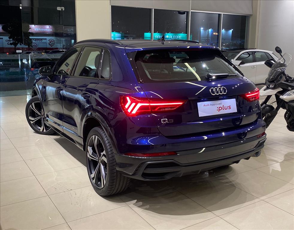Q3 2.0 40 TFSI GASOLINA PERFORMANCE BLACK QUATTRO TIPTRONIC