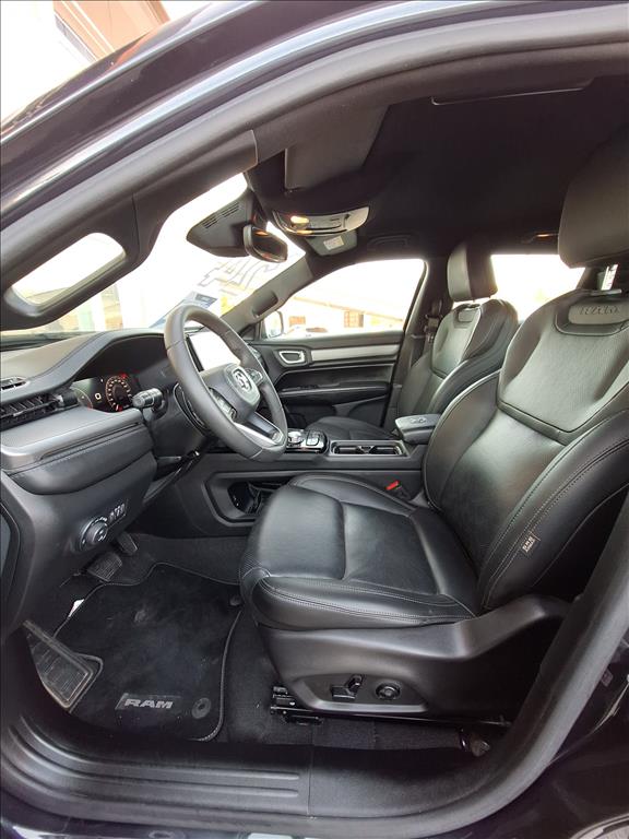 RAMPAGE 2.0 TURBO DIESEL REBEL 4X4 AUTOMÁTICO11