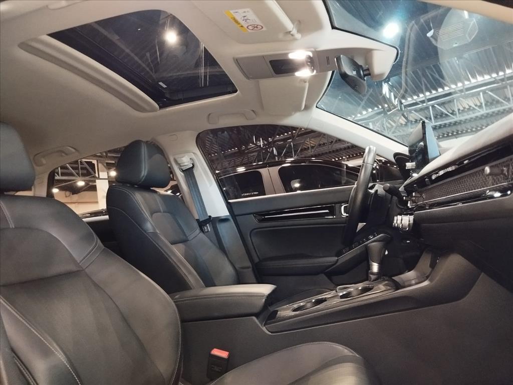 CIVIC 2.0 DI e:HEV TOURING e-CVT CIVIC 2.0 DI e:HEV TOURING e-CVT