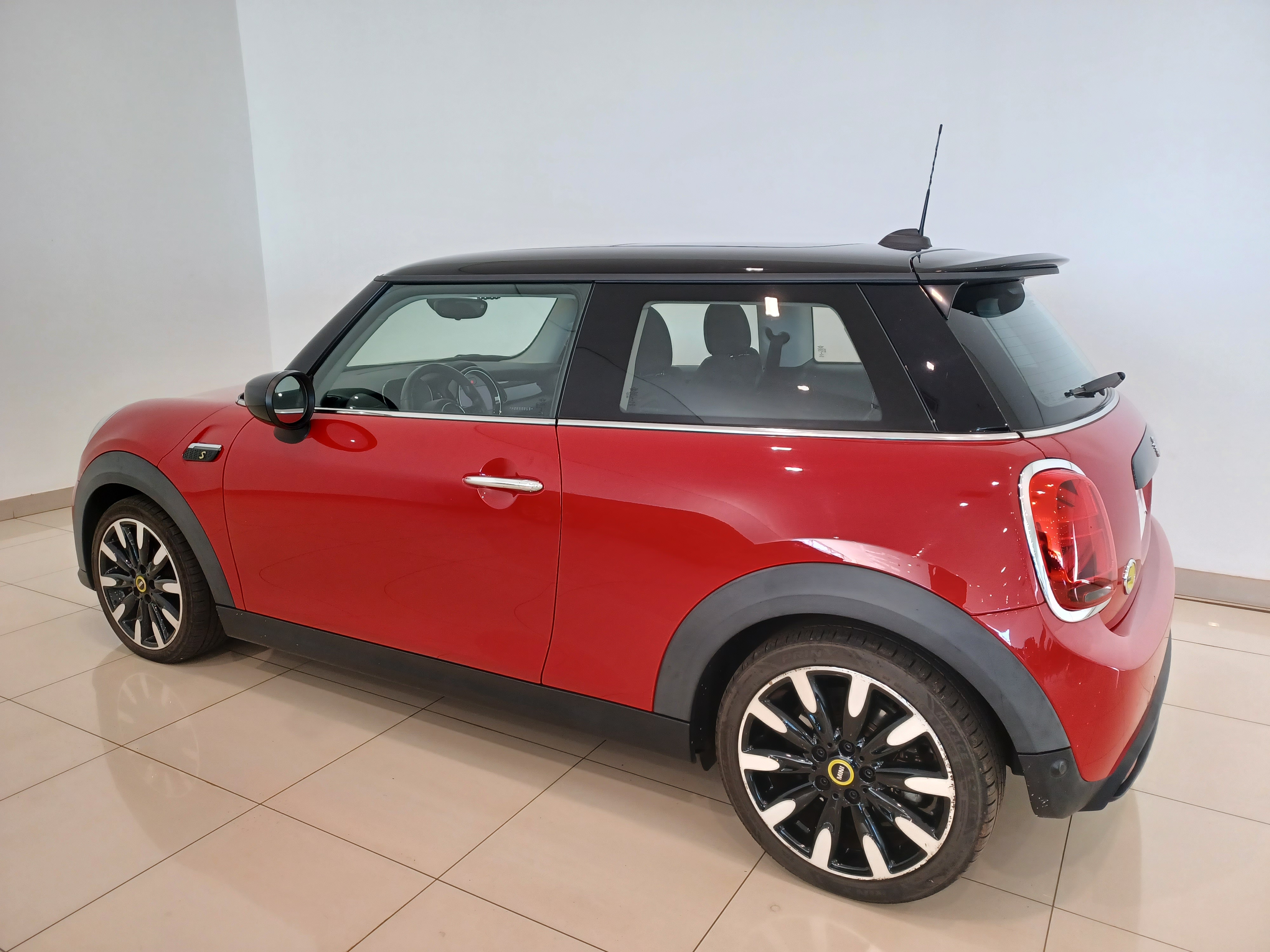MINI-COOPER-SE EXCLUSIVE 2P ELÉTRICO