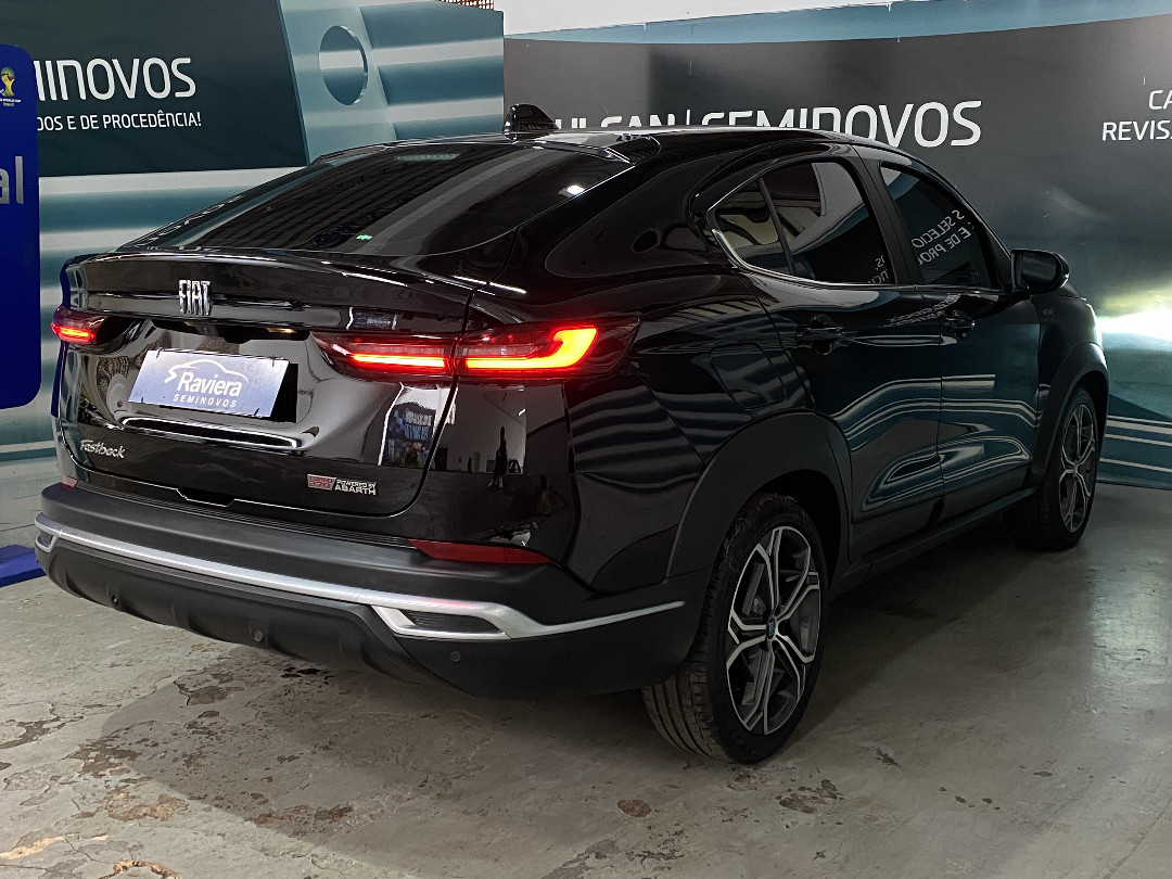 Fiat-FASTBACK-1.3 TURBO 270 FLEX LIMITED EDITION AT6