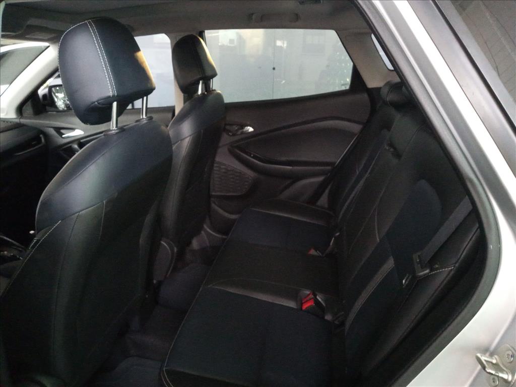 TRACKER 1.2 TURBO FLEX PREMIER AUTOMÁTICO10