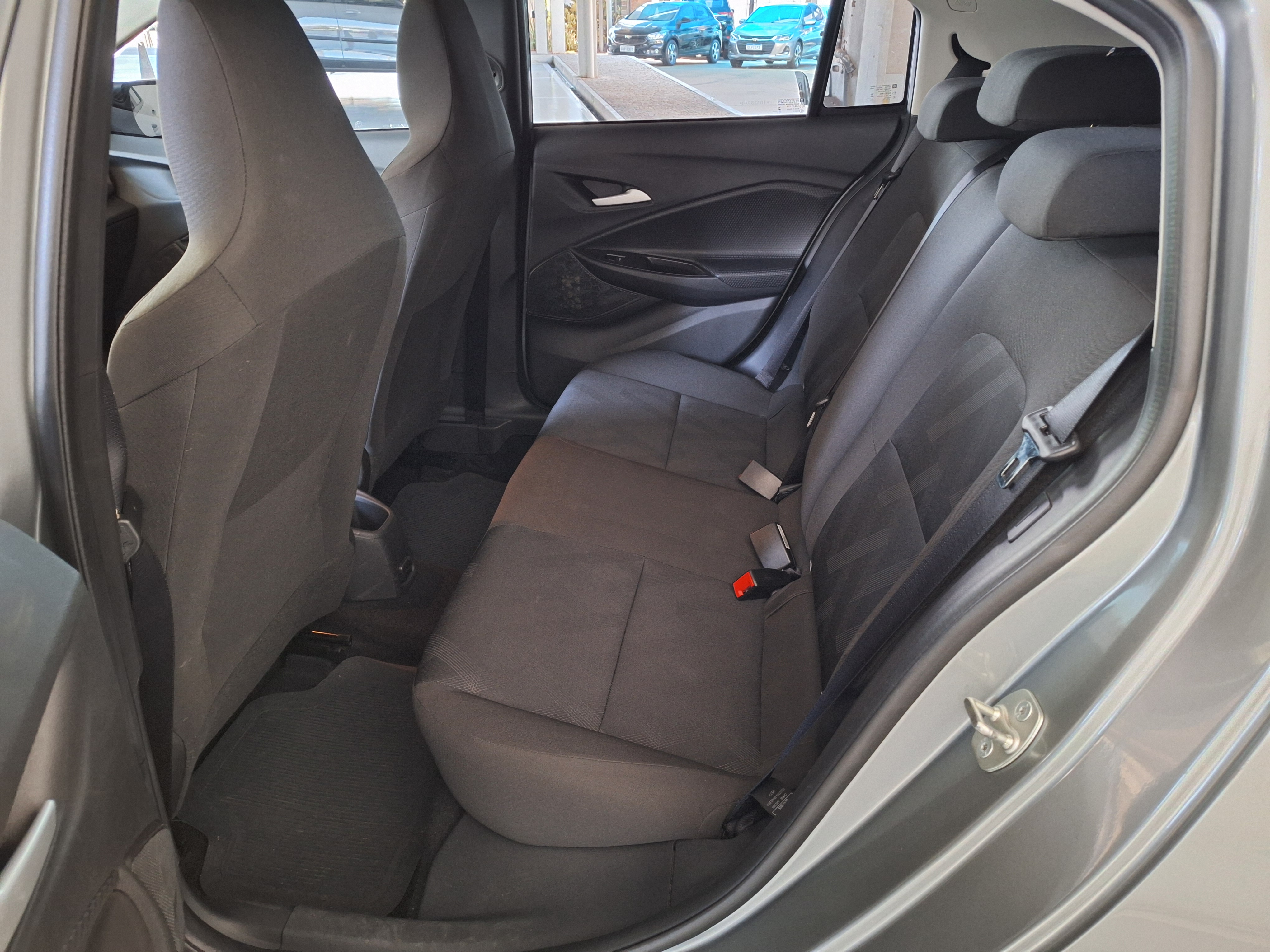 Chevrolet Onix 1.0 Flex Manual - foto 11