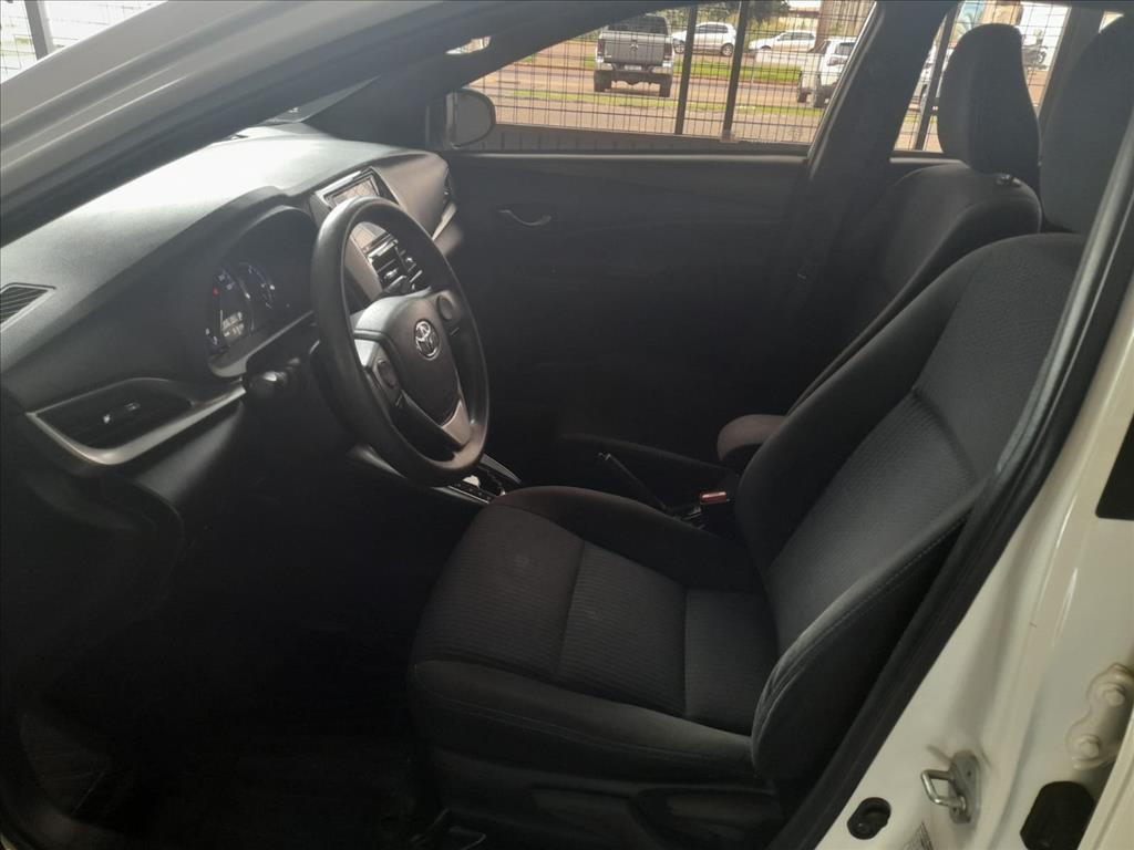 YARIS 1.3 16V FLEX XL PLUS TECH MULTIDRIVE7