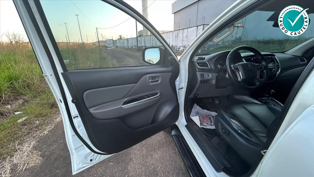 L200 TRITON 2.4 16V TURBO DIESEL SPORT HPE-S CD 4P 4X4 AUTOMÁTICO13