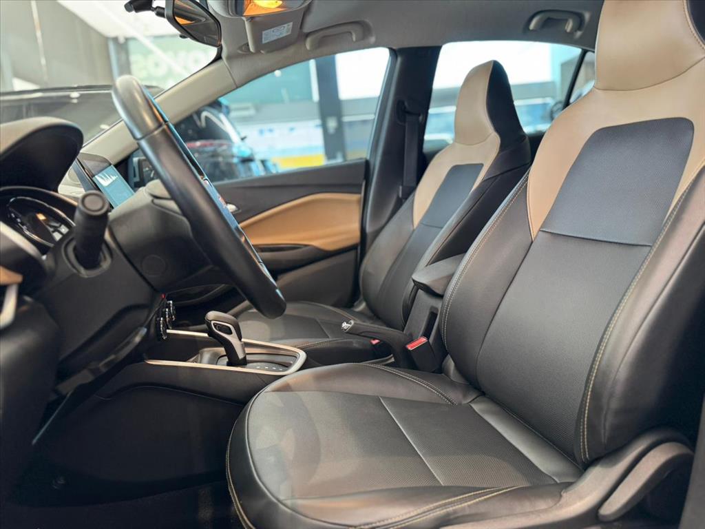 ONIX PLUS 1.0 TURBO FLEX PREMIER AUTOMÁTICO6