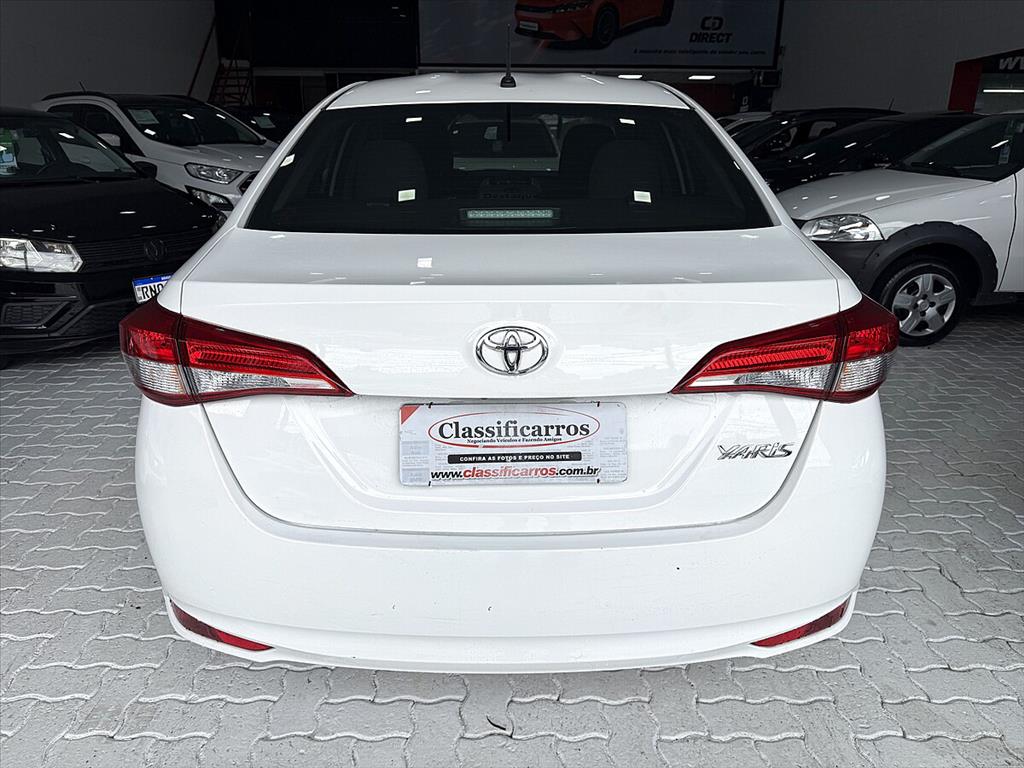 Toyota Yaris - 1.5 16V FLEX SEDAN XL MULTIDRIVE