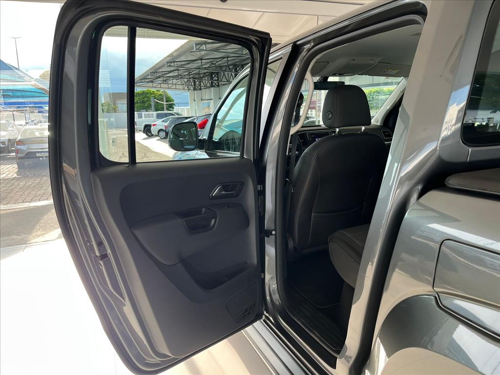 AMAROK 3.0 V6 TDI DIESEL HIGHLINE CD 4MOTION AUTOMÁTICO16