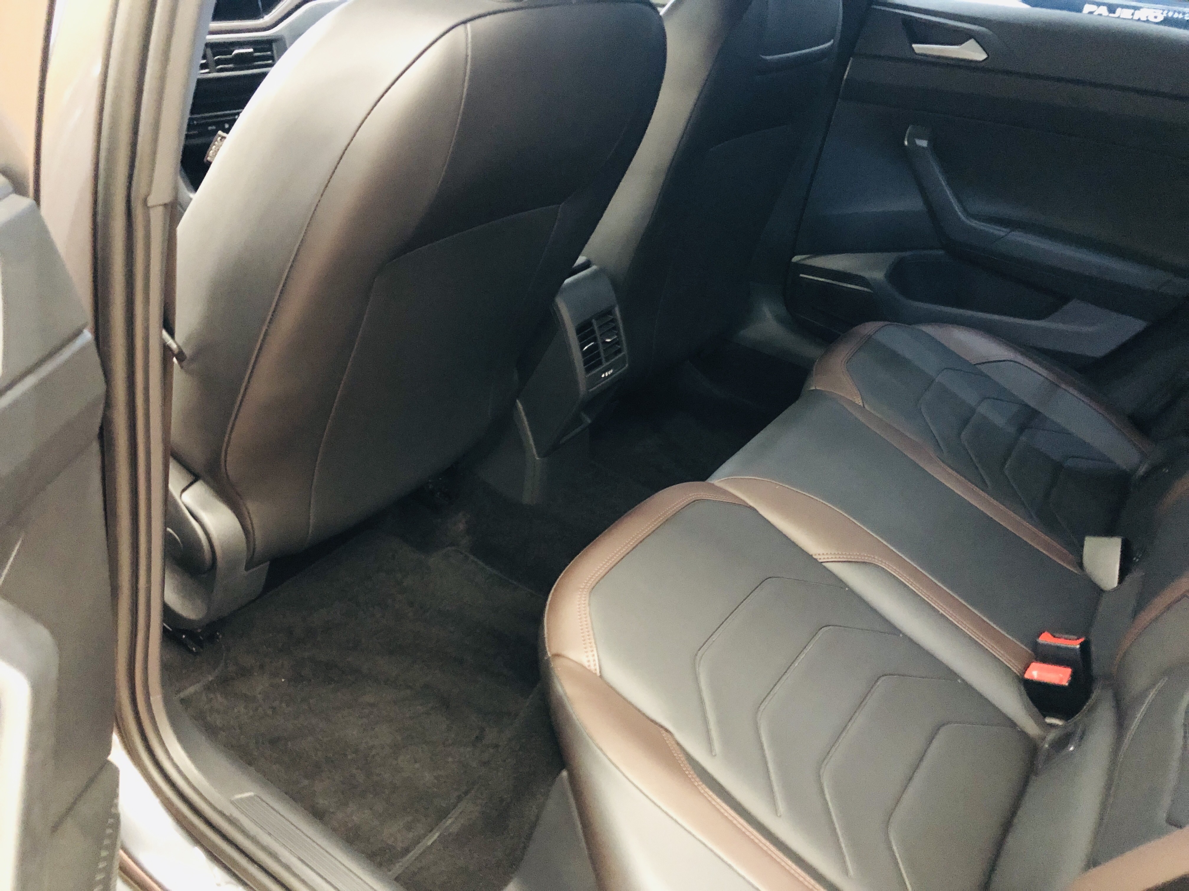 VIRTUS 1.0 200 TSI HIGHLINE AUTOMÁTICO8