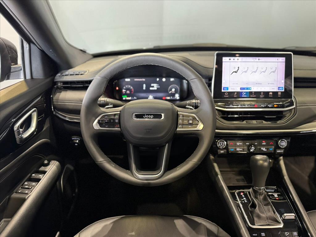 COMPASS 2.0 HURRICANE 4 TURBO GASOLINA BLACKHAWK AT96