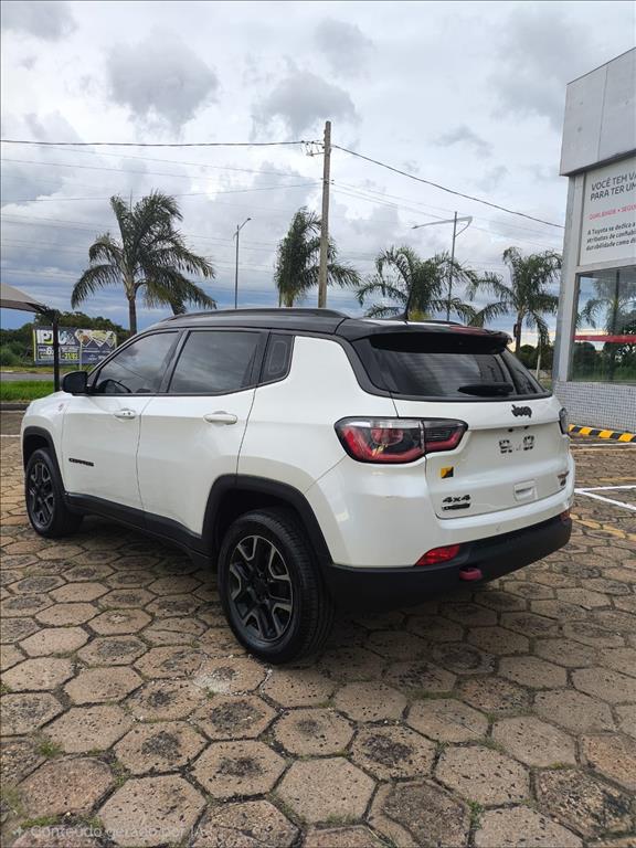 COMPASS 2.0 16V DIESEL TRAILHAWK 4X4 AUTOMÁTICO5