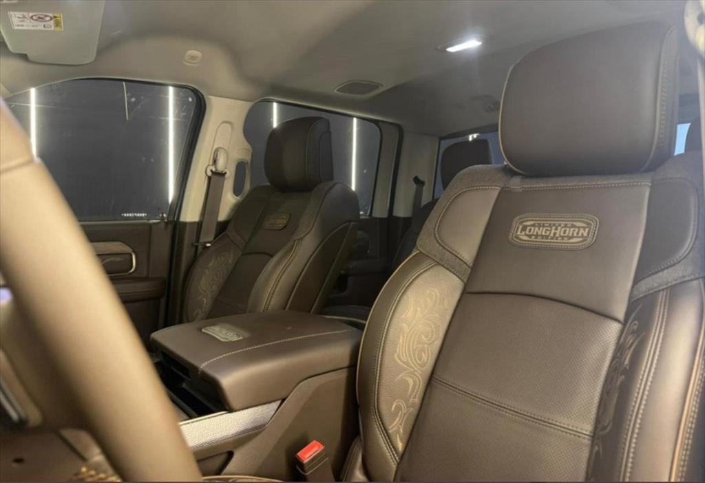 3500 6.7 I6 TURBO DIESEL LIMITED LONGHORN CD 4X4  AUTOMÁTICO7