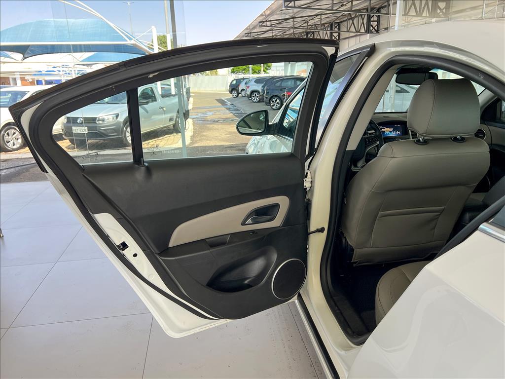 CRUZE 1.8 LTZ 16V FLEX 4P AUTOMÁTICO16 CRUZE 1.8 LTZ 16V FLEX 4P AUTOMÁTICO16